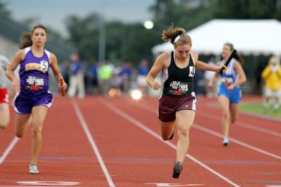 Shiner's Amber Ramirez finishes the 4x200m Relay